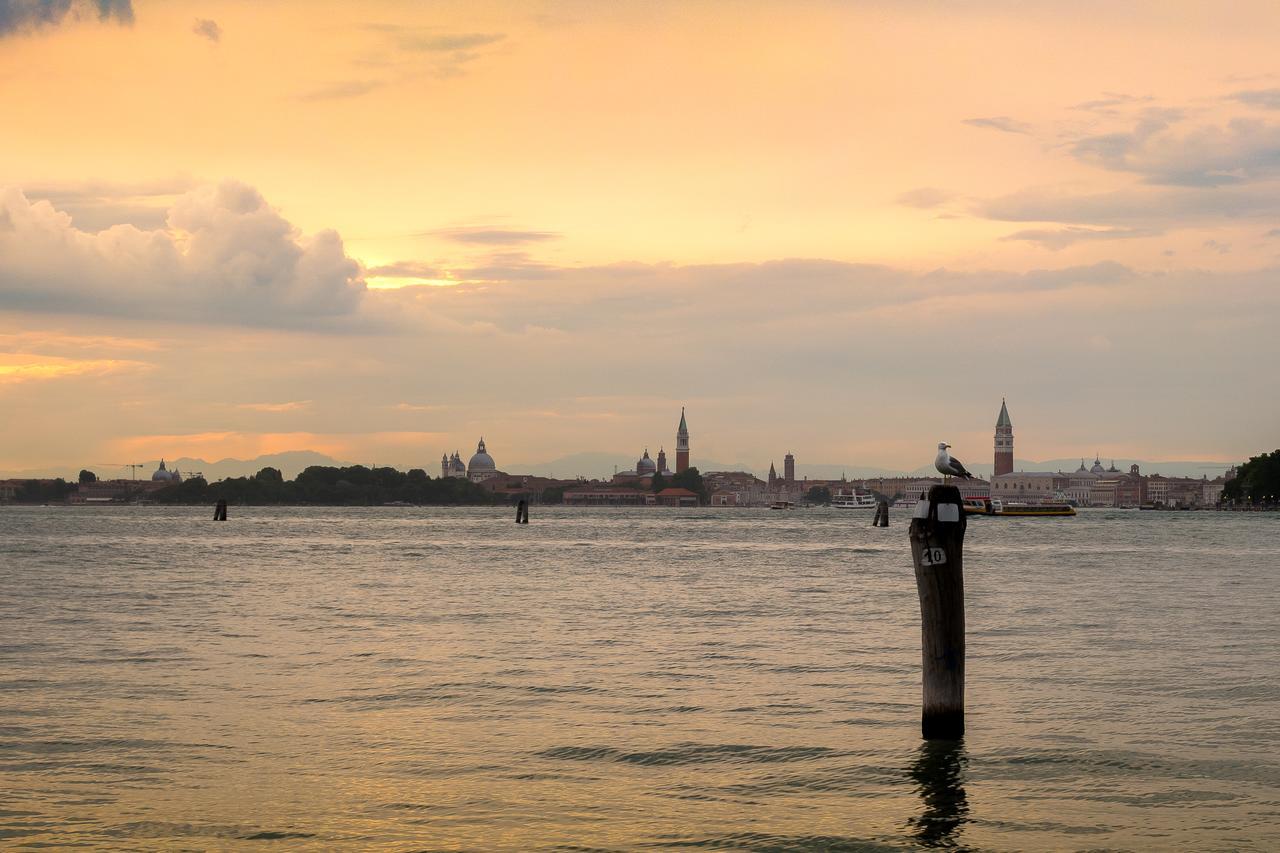 B&B Acqua Azzurra เวนิส ภายนอก รูปภาพ